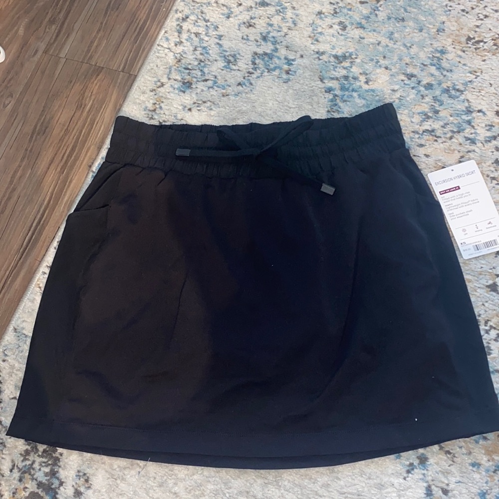 Athleta tennis skirt